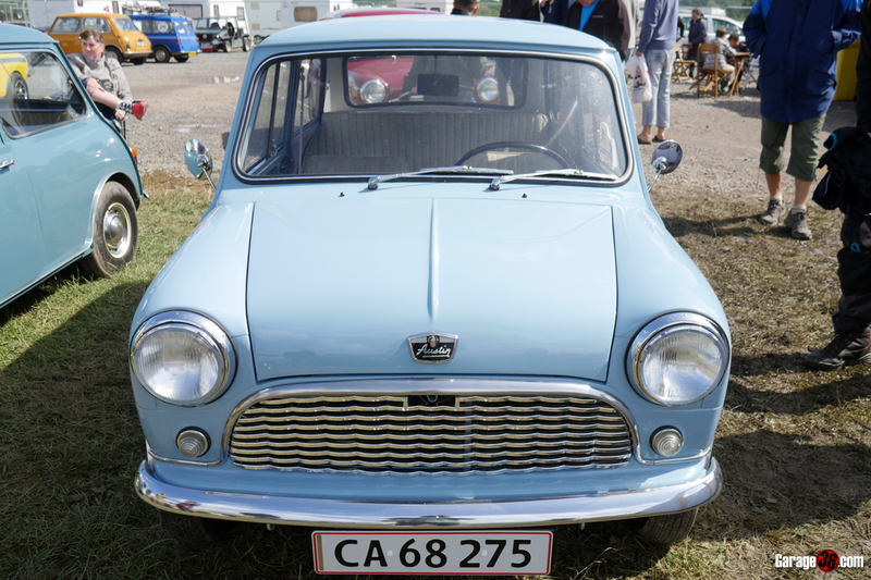 Illustration for article titled The Fun & The Curious: Visiting the 2019 International Mini Meet in Bristol, London.